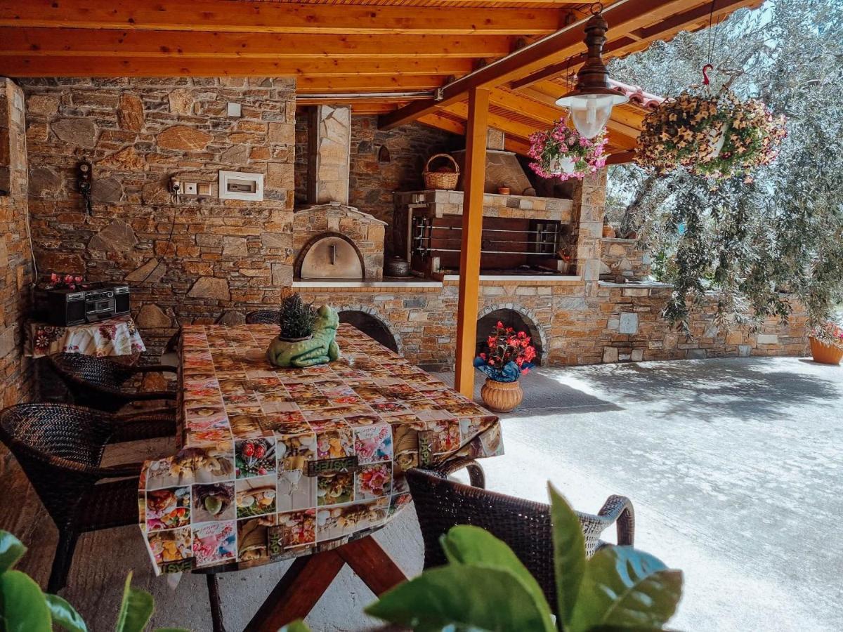 Apartment Viewing Garden Volos Exterior photo